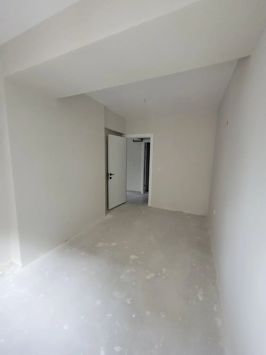 CANLI YAŞAMIN MERKEZİ BAYRAKLI MANSUROĞLU'NDA SATILIK 3+1 DAİRE