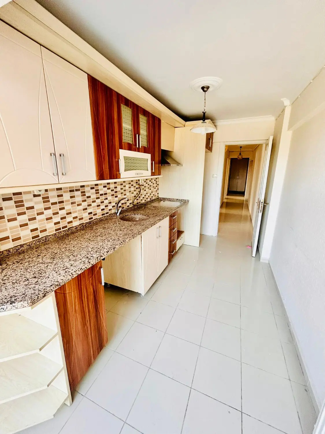 AVANTAJLI KONUMDA ÇİFT CEPHELİ 3+1 KİRALIK DAİRE