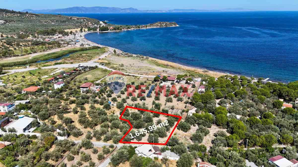 BADEMLI KÖYÜNDE DENIZE 100 MT SATILIK TARLA