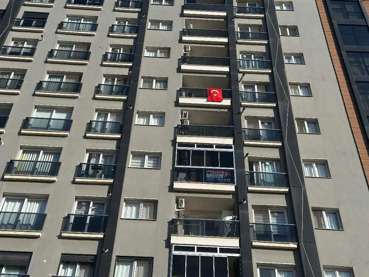KARŞIYAKA RIVERSIDE KONUTLARINDA SATILIK 2+1 DAIRE
