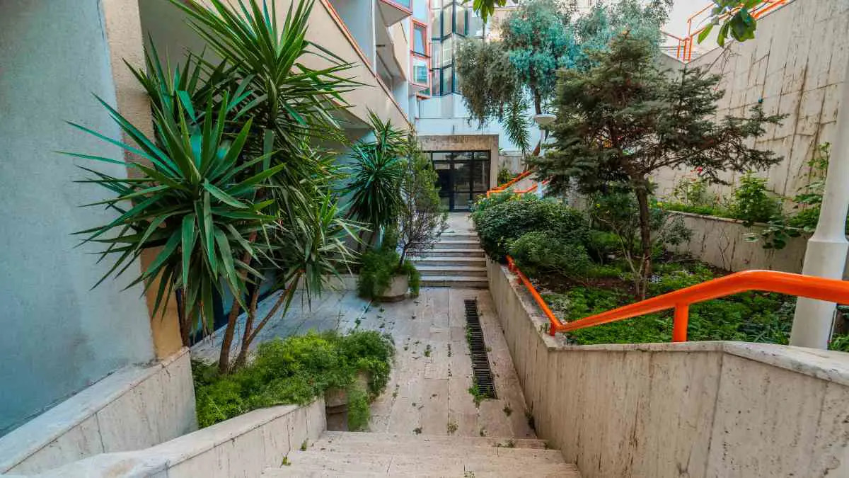 BASIN SITESI'NDE HAKIMEVLERINDE PRESTIJLI TIBAŞ SITESINDE YERLEŞILMEYE MÜSAIT DAIRE