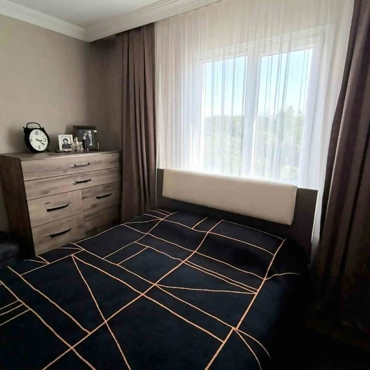 OSMANGAZI MAHALLESINDE SICAK UYGUN FIYATLI BIR YAŞAM ALANI