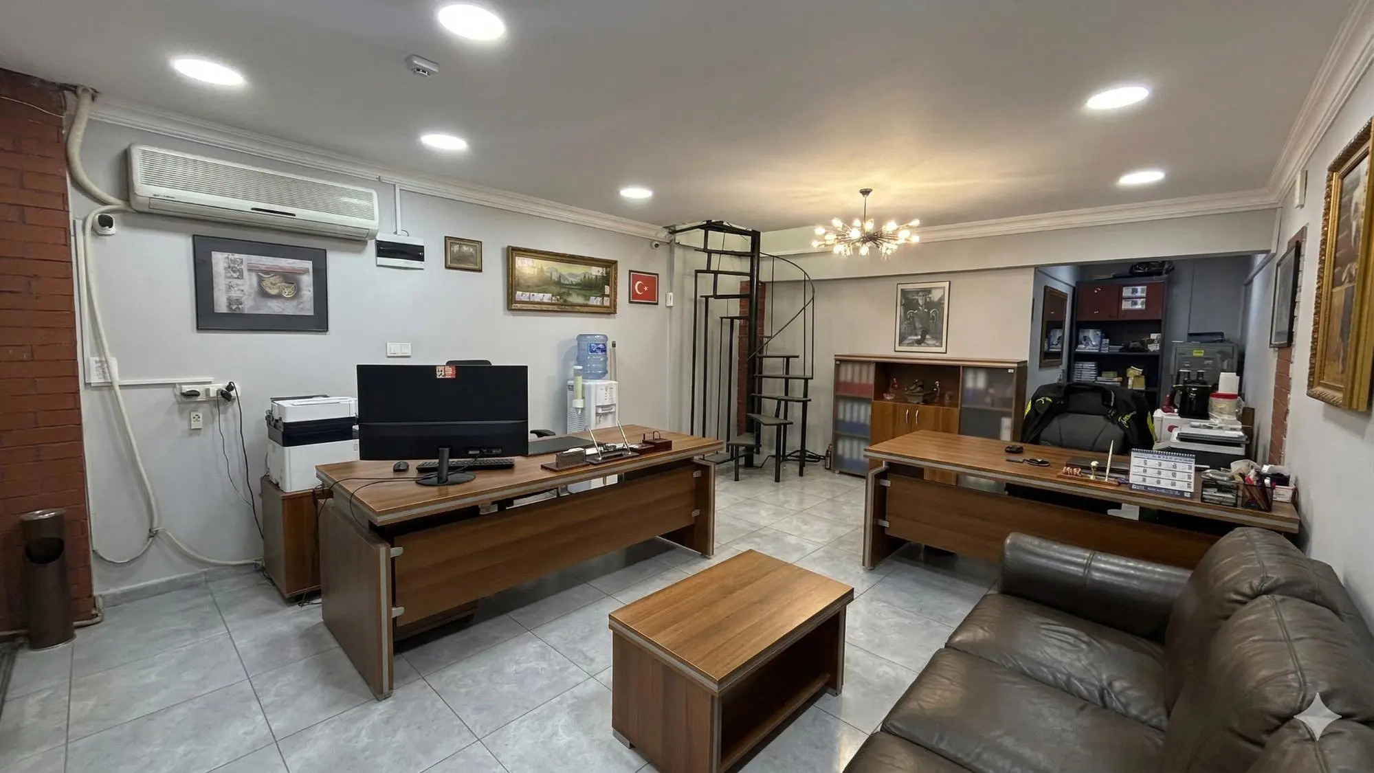 ALSANCAK’TA 68 M² BATARLI DÜKKAN YÜKSEK YAYA TRAFİĞİ TİCARİ POTANSİYEL