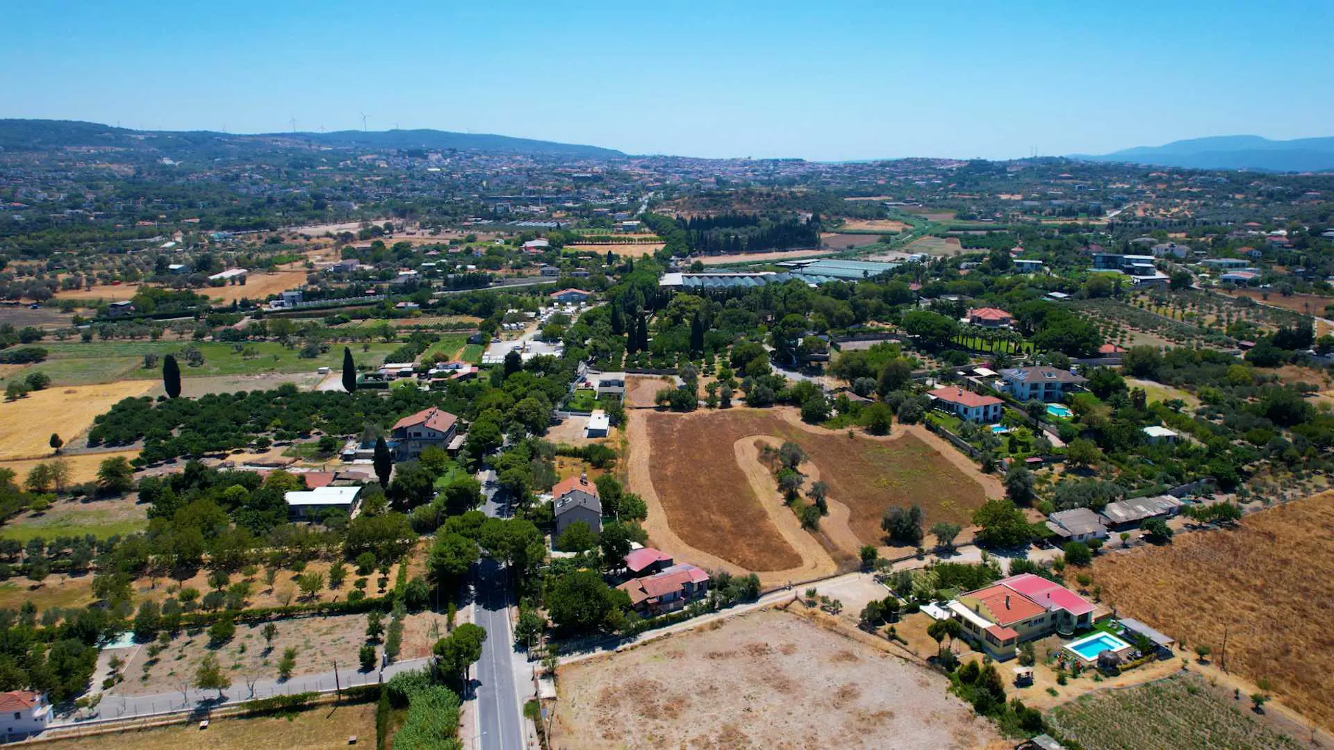URLA’NIN EN DEĞERLİ LOKASYONUNDA GELECEĞE YATIRIMLIK BÜYÜK ARSA