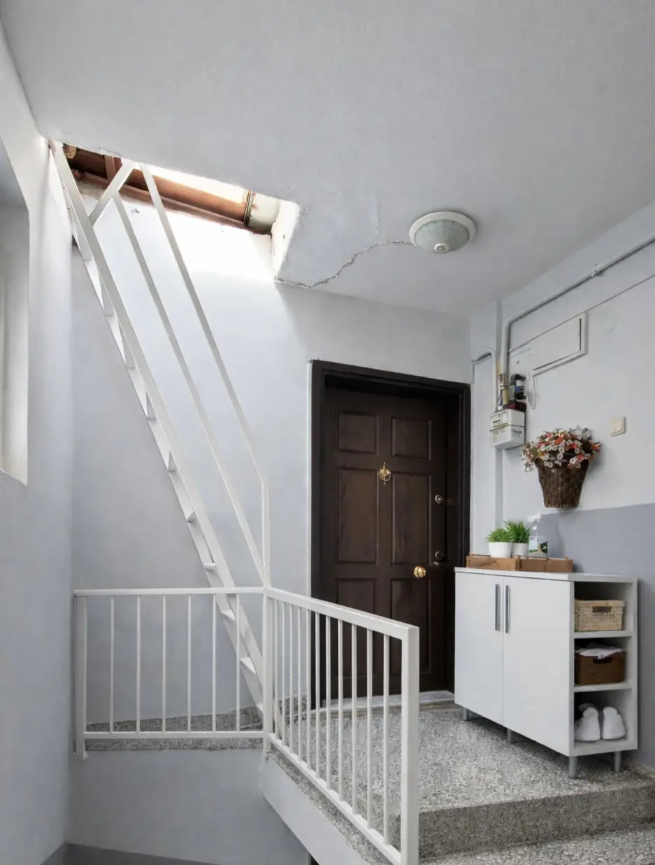 MUHTEŞEM DENİZ MANZARSINA SAHİP SATILIK 2+1 DAİRE